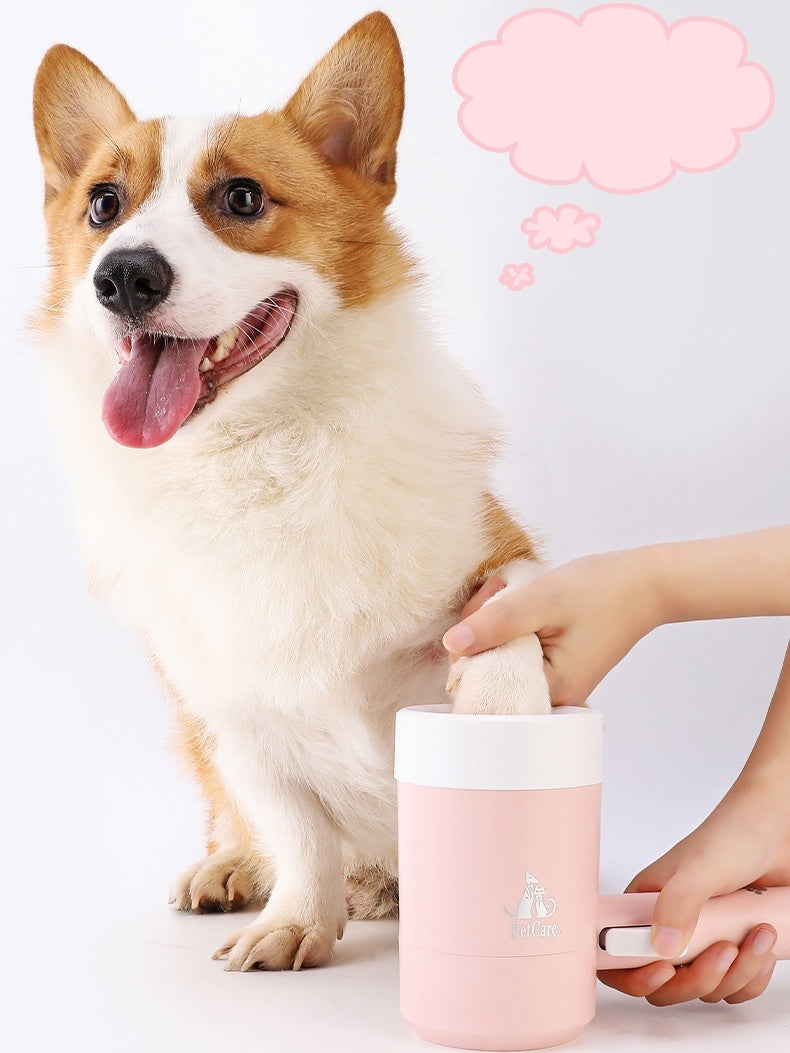 The Simple Paw Cleaner for Mess-Free Adventures