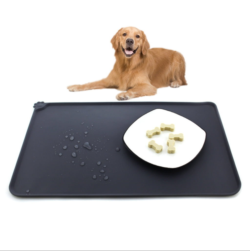 The Waterproof Mat for Tidy Pet Mealtime