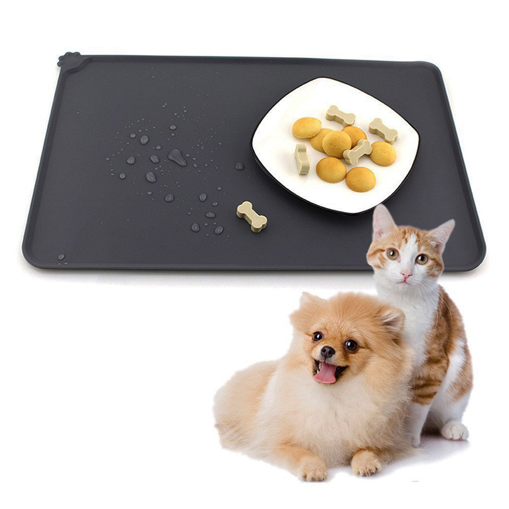 The Waterproof Mat for Tidy Pet Mealtime
