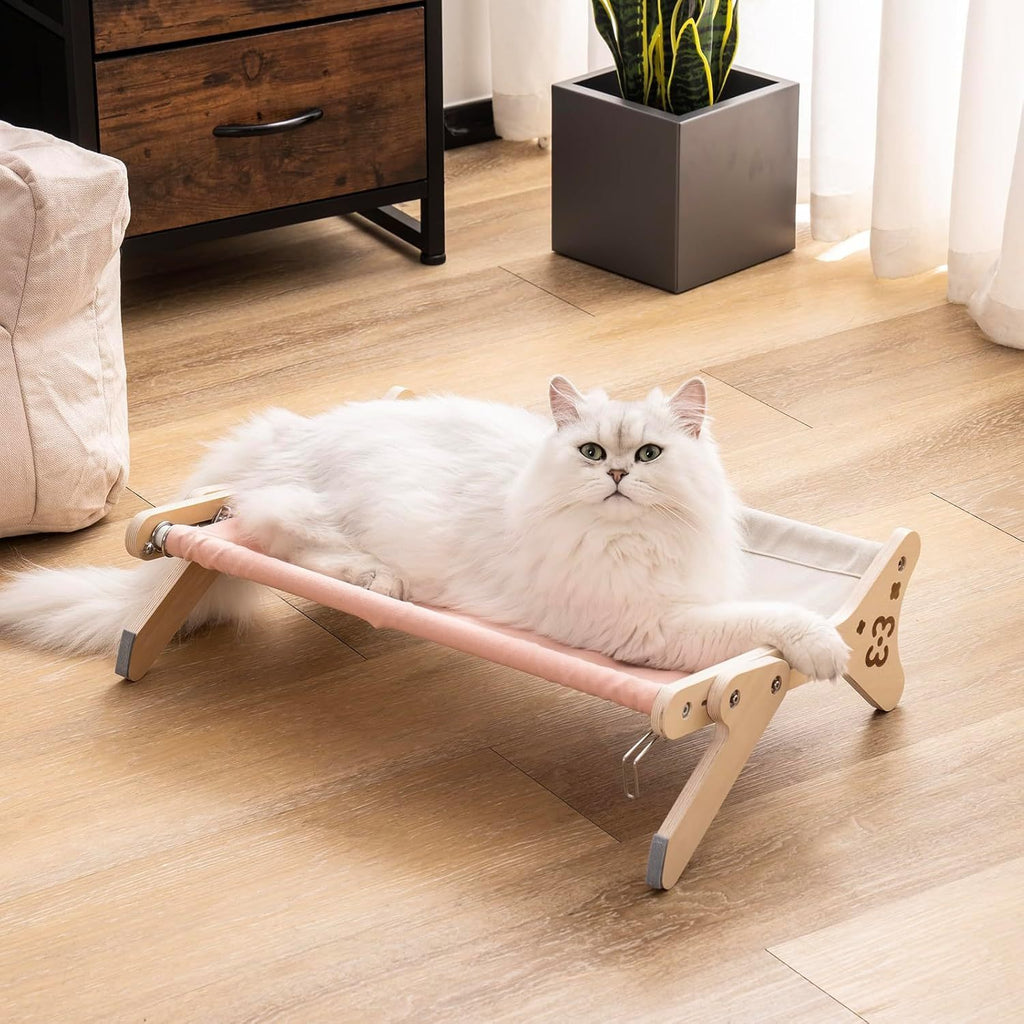 A Sturdy Window Hammock for Cats
